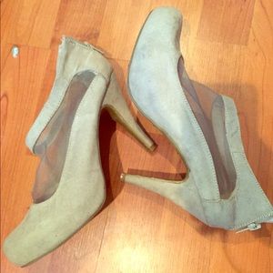 Comfy tan heel booties